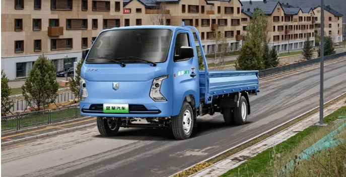 潍柴蓝擎 X1货运图鉴：全时段运输自如，盈机稳稳在握！